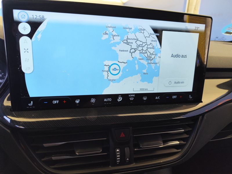 Ford Focus 1.0 EcoBoost Mild-Hybrid ST-Line 2024 – снимка 13