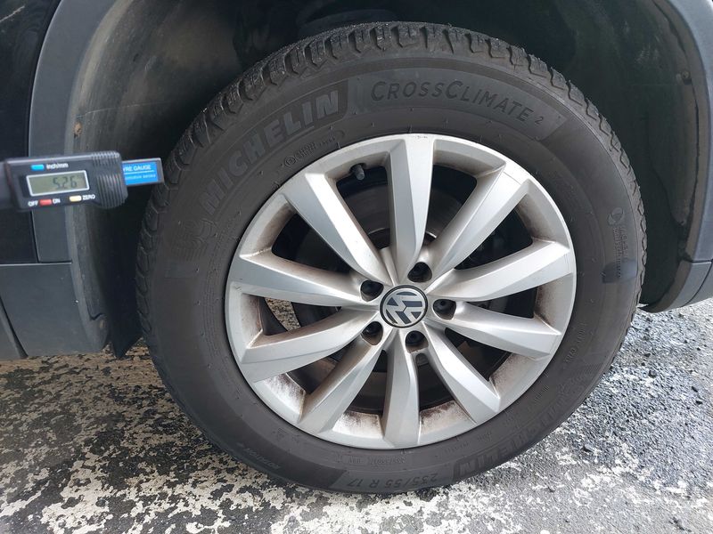 Volkswagen Tiguan 2.0 TDI Sportline Business BlueMotion Tech 2013 – снимка 38