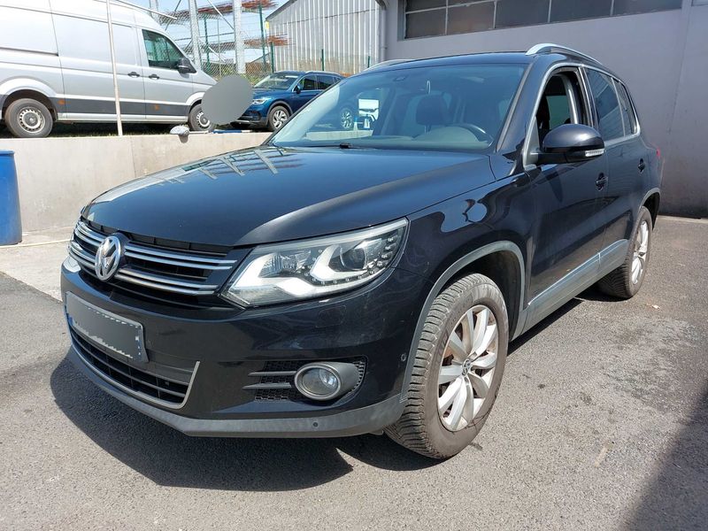 Volkswagen Tiguan 2.0 TDI Sportline Business BlueMotion Tech 2013 – снимка 1