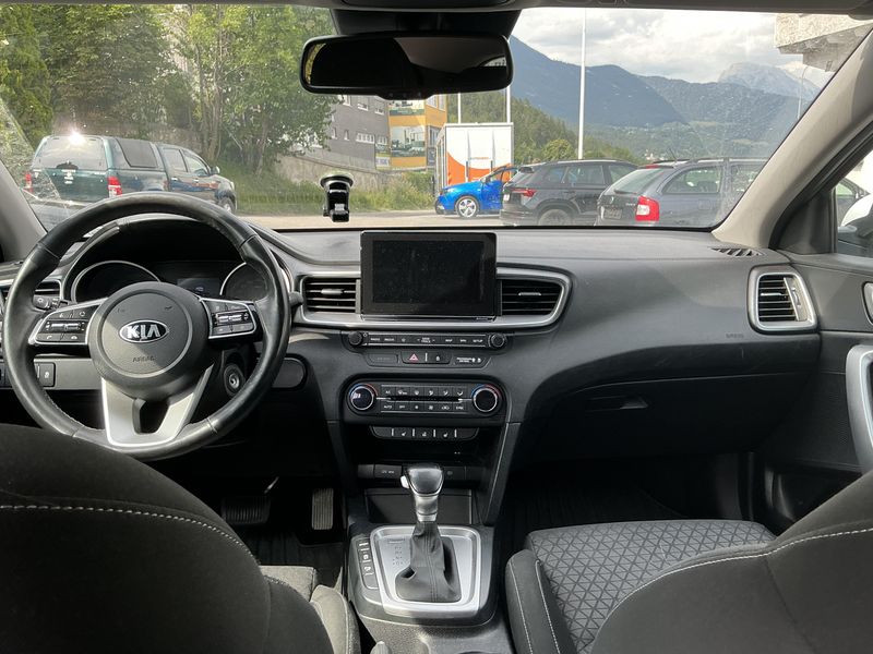Kia cee'd 1.6 CRDi Edition 7 2018 – снимка 17
