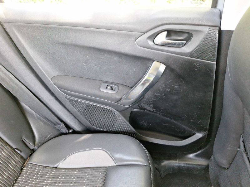 Peugeot 2008 1.6 Allure 2013 – снимка 59
