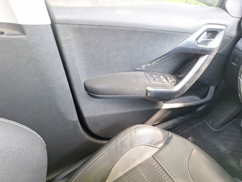 Peugeot 2008 1.6 Allure 2013 – снимка 56