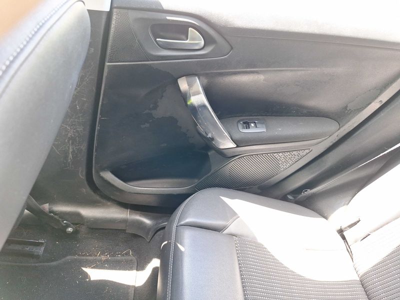 Peugeot 2008 1.6 Allure 2013 – снимка 58