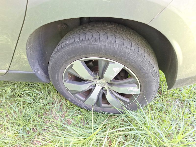 Peugeot 2008 1.6 Allure 2013 – снимка 33