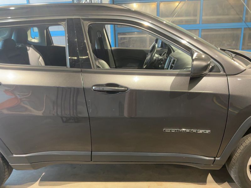 Jeep Compass 2.0 M-Jet Longitude 4WD 2019 – снимка 10