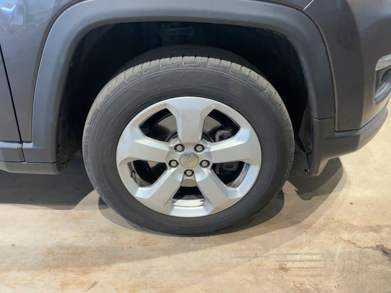 Jeep Compass 2.0 M-Jet Longitude 4WD 2019 – снимка 11