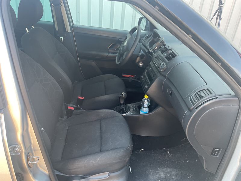 Skoda Fabia 1.2 TSI Family 2011 – снимка 3