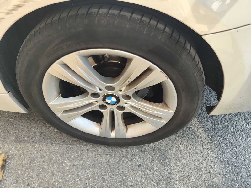 BMW 3er 318d Sport Line 2016 – снимка 19