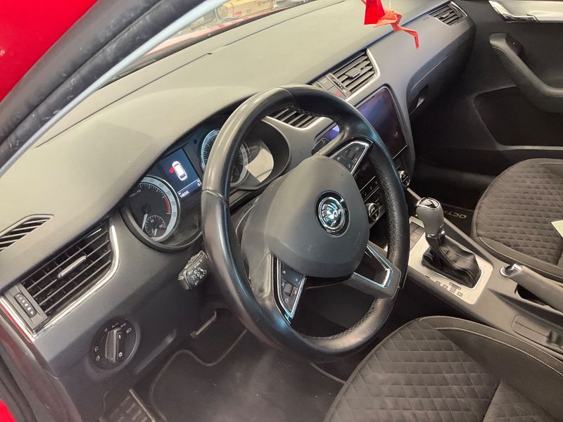Skoda Octavia 2.0 TDI Drive 2017 – снимка 44