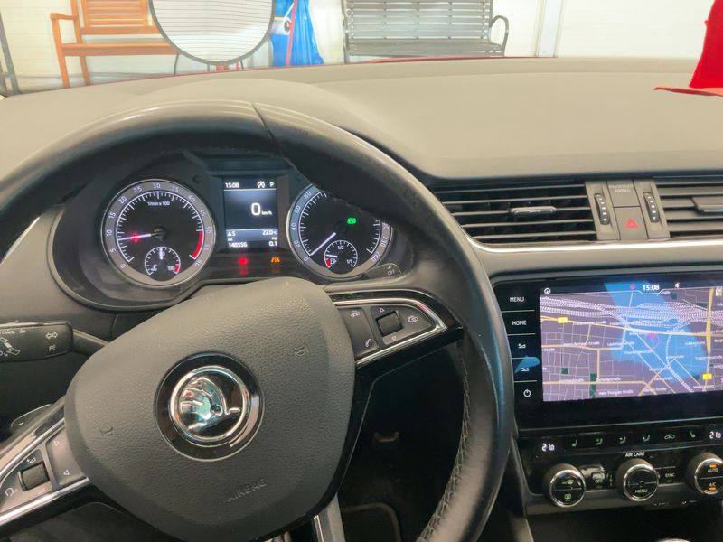 Skoda Octavia 2.0 TDI Drive 2017 – снимка 18