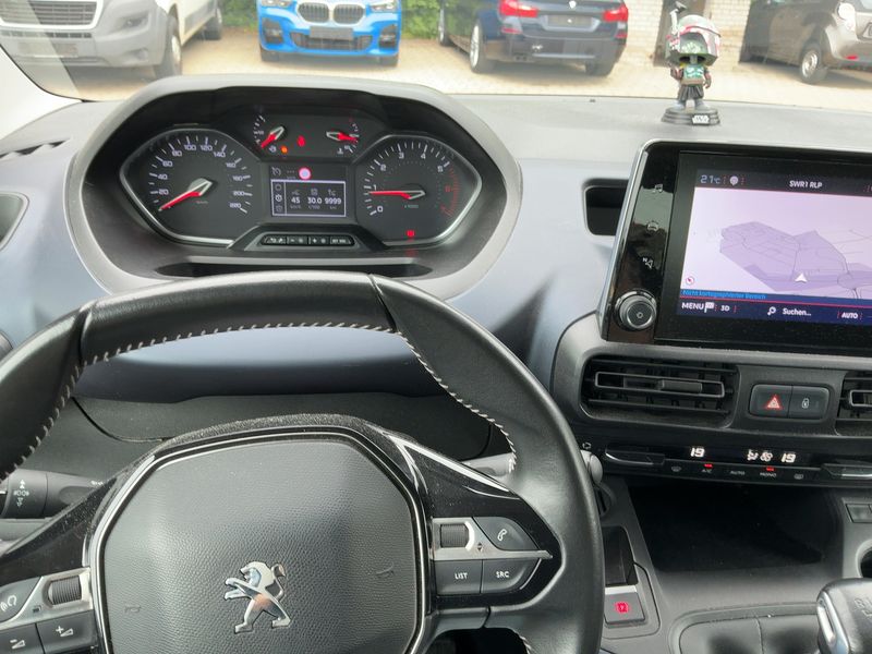 Peugeot Rifter 1.5 Blue-HDi Allure Pack L1 2021 – снимка 17