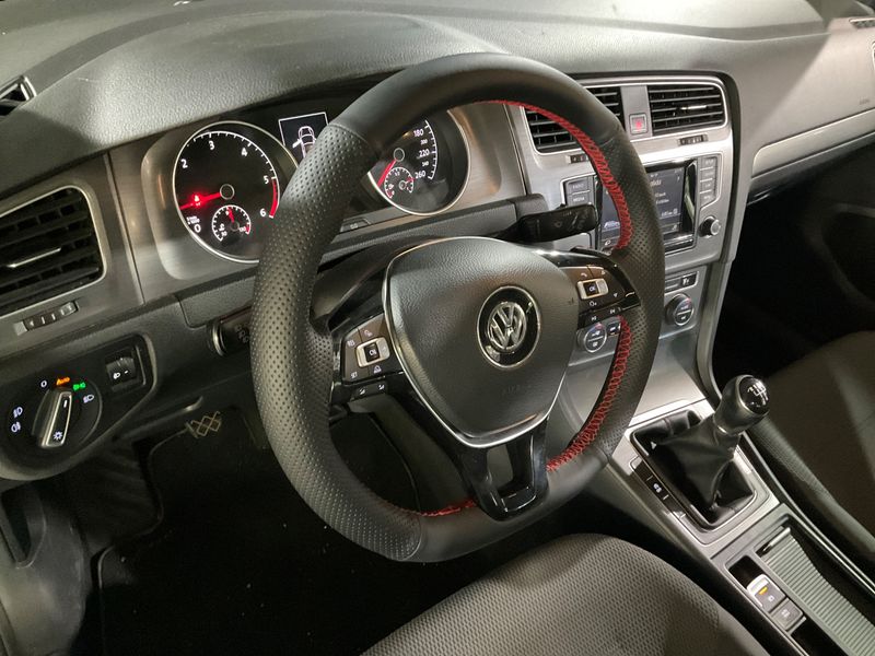 Volkswagen Golf VII 1.6 TDI Advance BlueMotion Tech 2013 – снимка 39