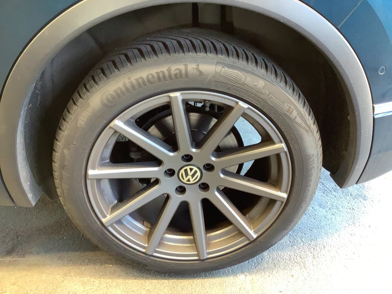 Volkswagen Tiguan 2.0 TDI R-Line 4Motion 2022 – снимка 5