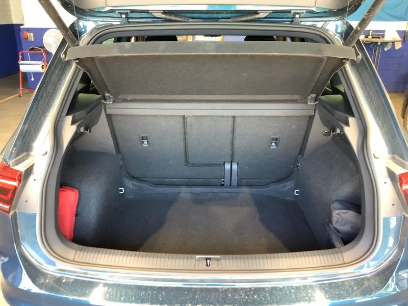 Volkswagen Tiguan 2.0 TDI R-Line 4Motion 2022 – снимка 15