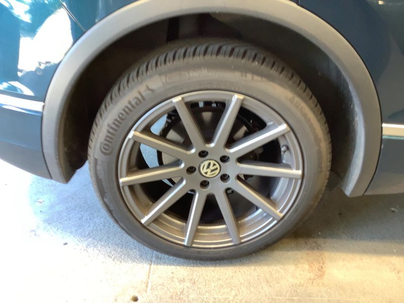 Volkswagen Tiguan 2.0 TDI R-Line 4Motion 2022 – снимка 9