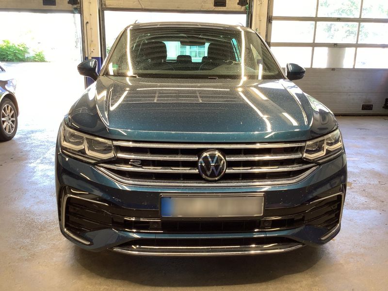 Volkswagen Tiguan 2.0 TDI R-Line 4Motion 2022 – снимка 14