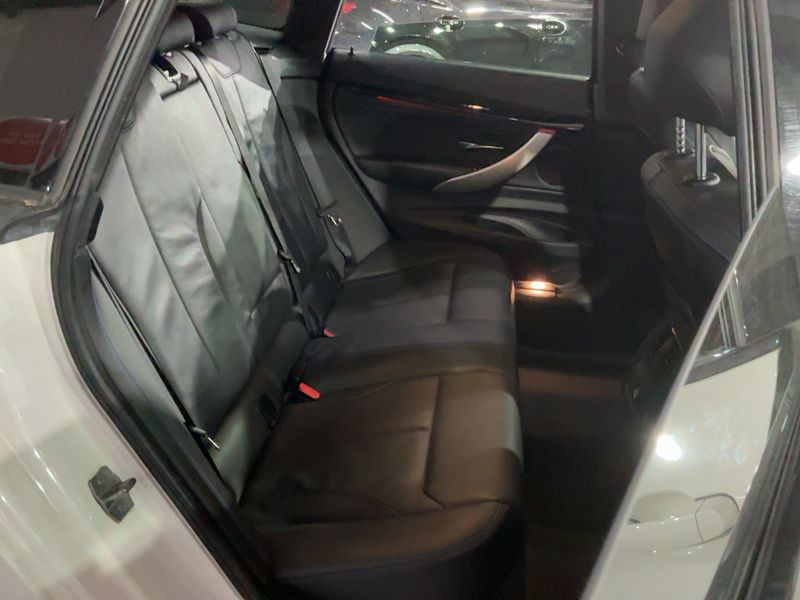 BMW 3er 320d GT xDrive M Sport 2019 – снимка 14