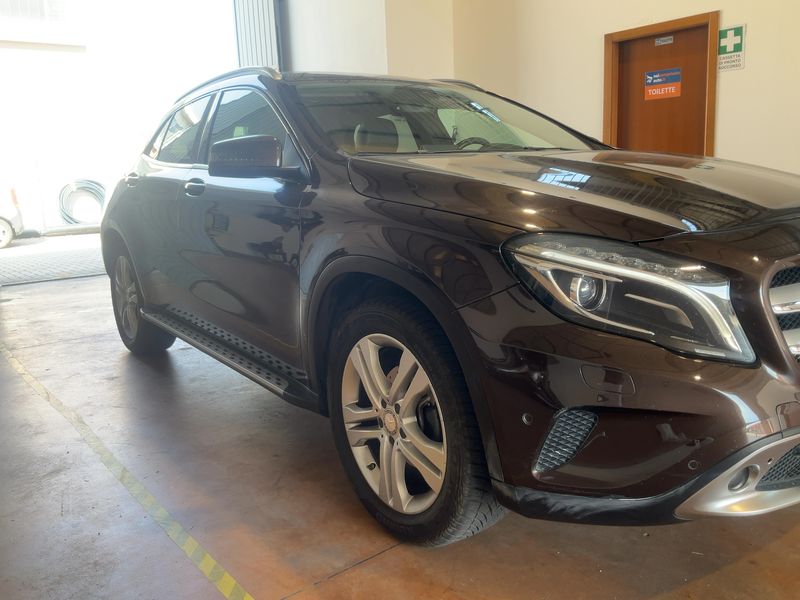 Mercedes-Benz GLA-Klasse GLA 200 d 4Matic Sport 2016 – снимка 12