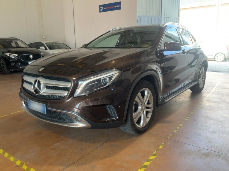 Mercedes-Benz GLA-Klasse GLA 200 d 4Matic Sport 2016 – снимка 1