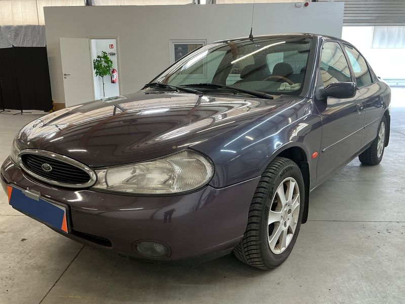 Ford Mondeo 2.5 V6 Ghia 1997 – снимка 1