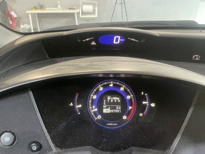 Honda Civic 1.4 Elegance Limited Edition 2011 – снимка 4