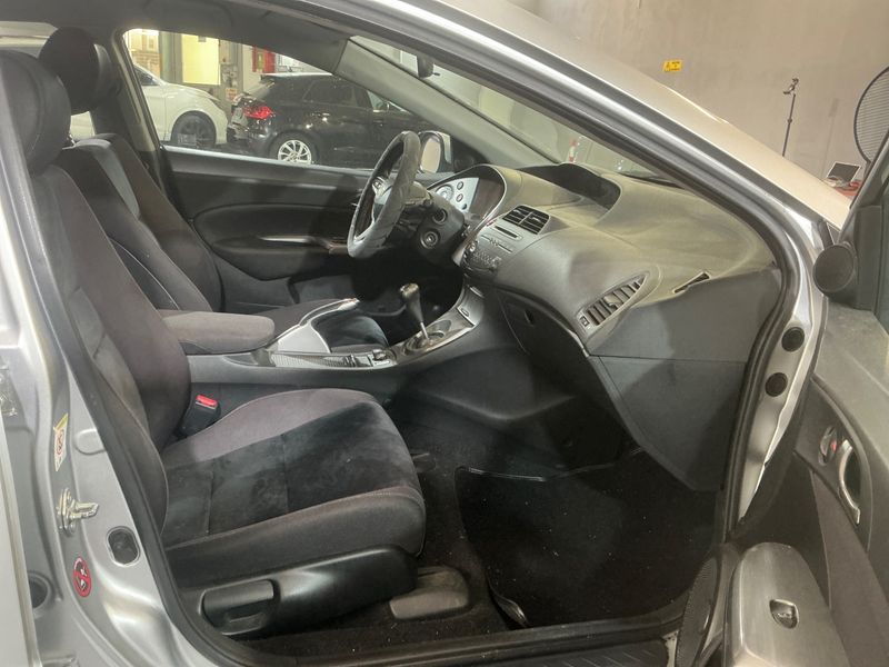 Honda Civic 1.4 Elegance Limited Edition 2011 – снимка 3