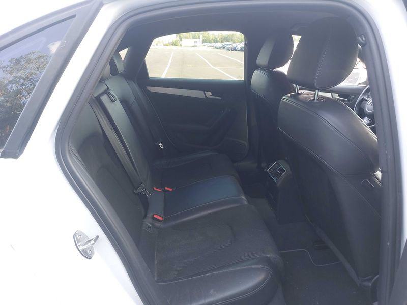 Audi A4 2.0 TDI S line 2012 – снимка 14