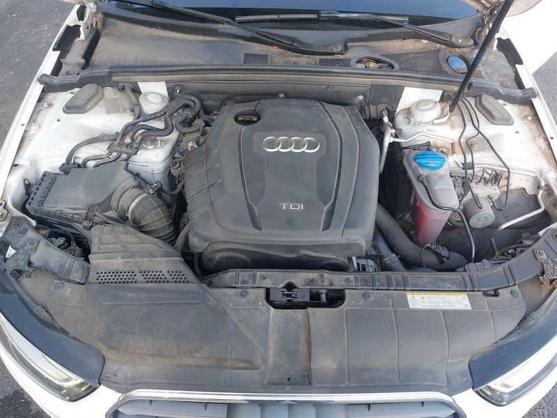 Audi A4 2.0 TDI S line 2012 – снимка 8