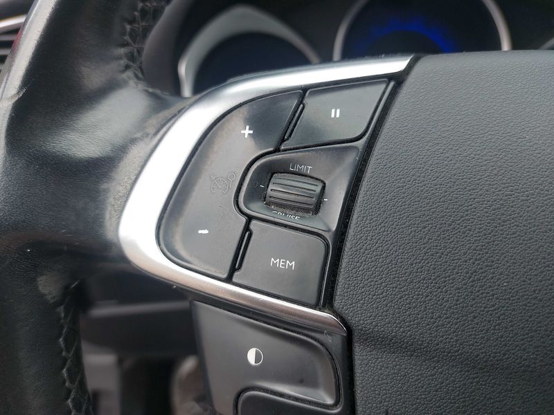 Citroen DS4 1.6 e-HDi SoChic 2013 – снимка 22
