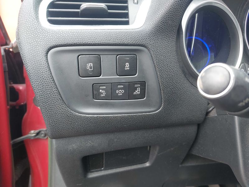 Citroen DS4 1.6 e-HDi SoChic 2013 – снимка 24