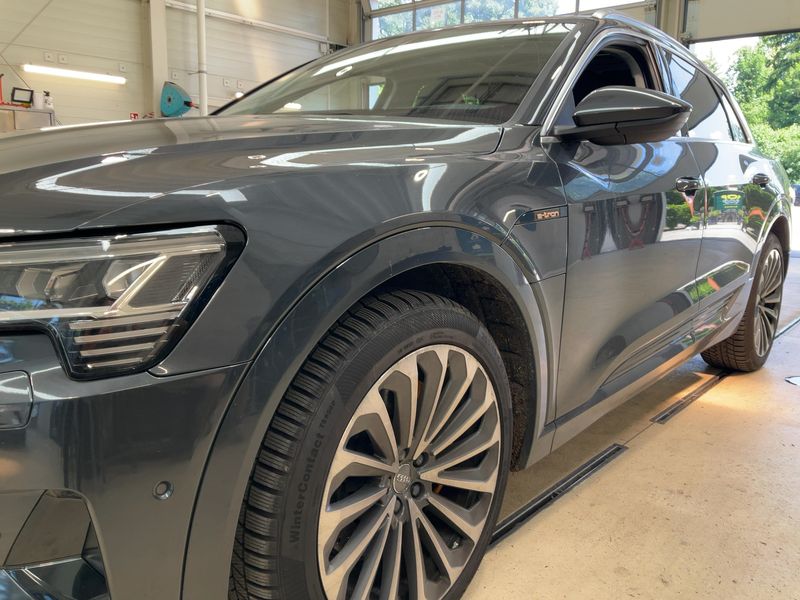 Audi e-tron 55 quattro Advanced 2019 – снимка 2