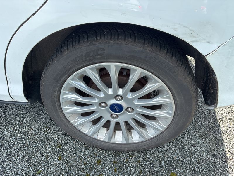 Ford B-Max 1.6 TDCi Titanium 2013 – снимка 25