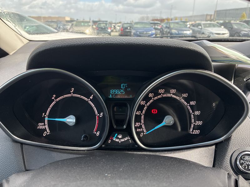 Ford B-Max 1.6 TDCi Titanium 2013 – снимка 12