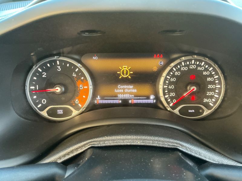 Jeep Renegade 1.6 M-Jet Limited FWD 2018 – снимка 18