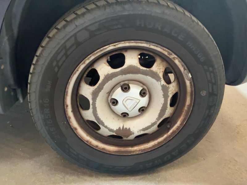 Dacia Duster 1.5 dCi 4x2 2013 – снимка 11