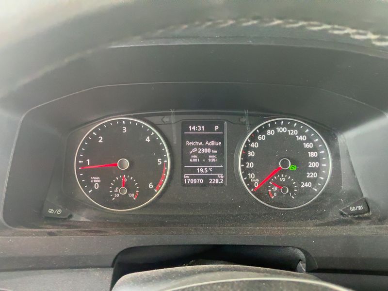 Volkswagen T6 Transporter 2.0 TDI Kasten lang 4Motion 2018 – снимка 18
