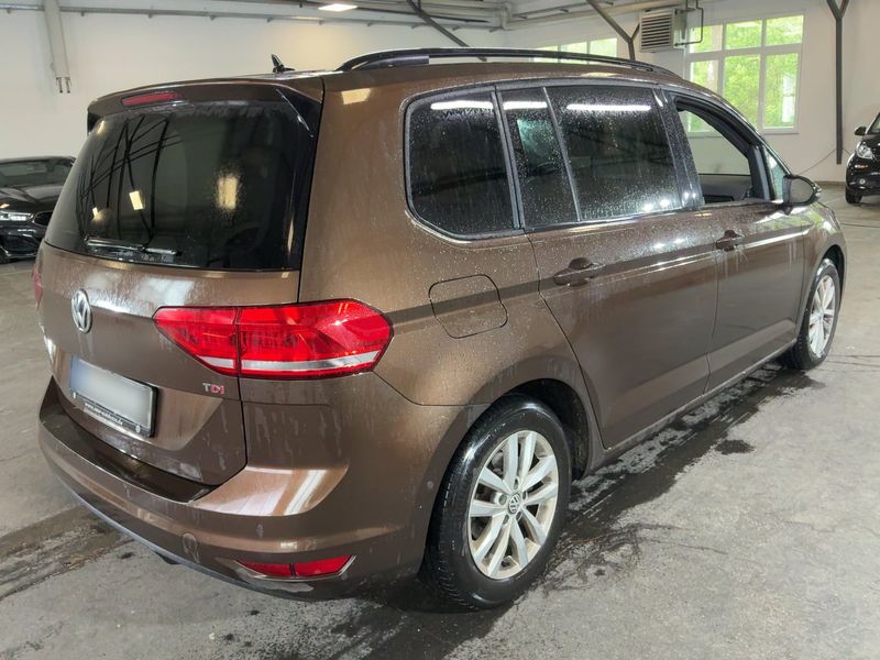 Volkswagen Touran 1.6 TDI Comfortline BlueMotion Tech 2017 – снимка 8