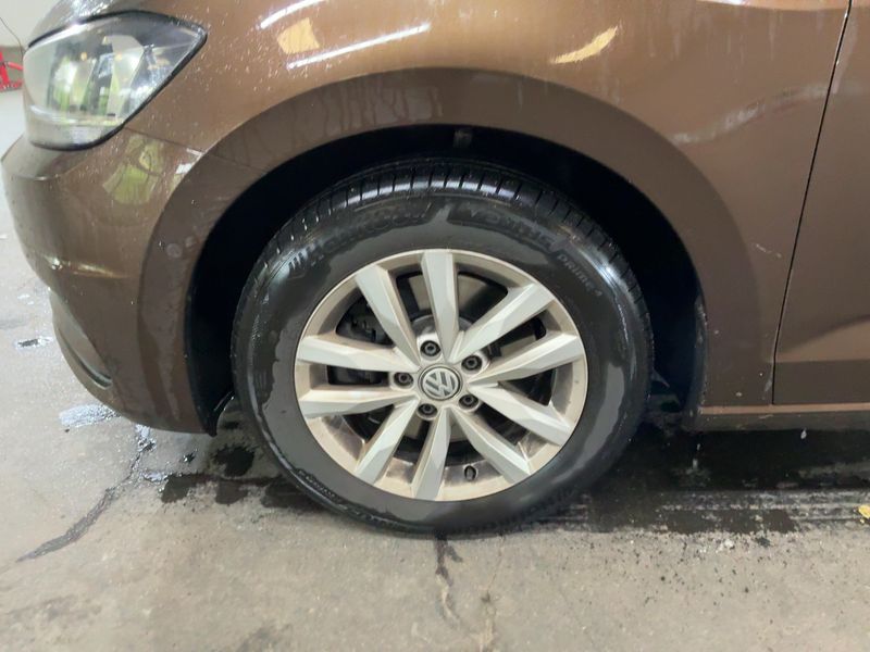 Volkswagen Touran 1.6 TDI Comfortline BlueMotion Tech 2017 – снимка 3