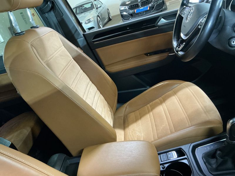 Volkswagen Touran 1.6 TDI Comfortline BlueMotion Tech 2017 – снимка 24
