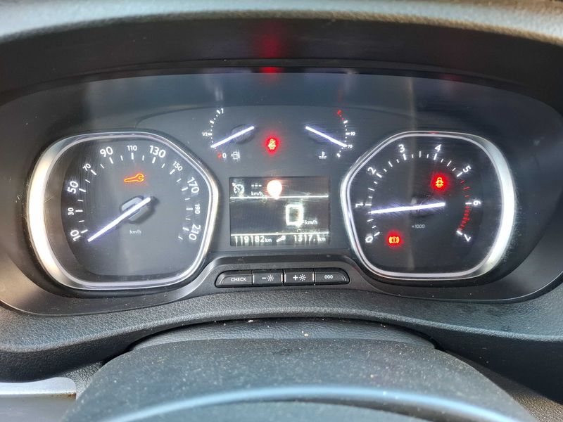 Citroen Jumpy 1.6 Blue-HDi Business M 2019 – снимка 12