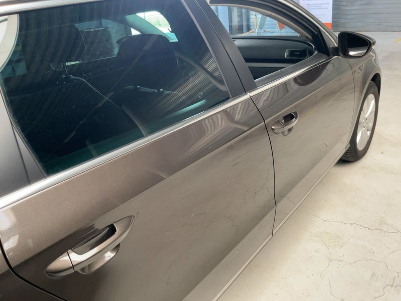 Volkswagen Passat 2.0 TDI Comfortline BlueMotion Tech 2012 – снимка 7