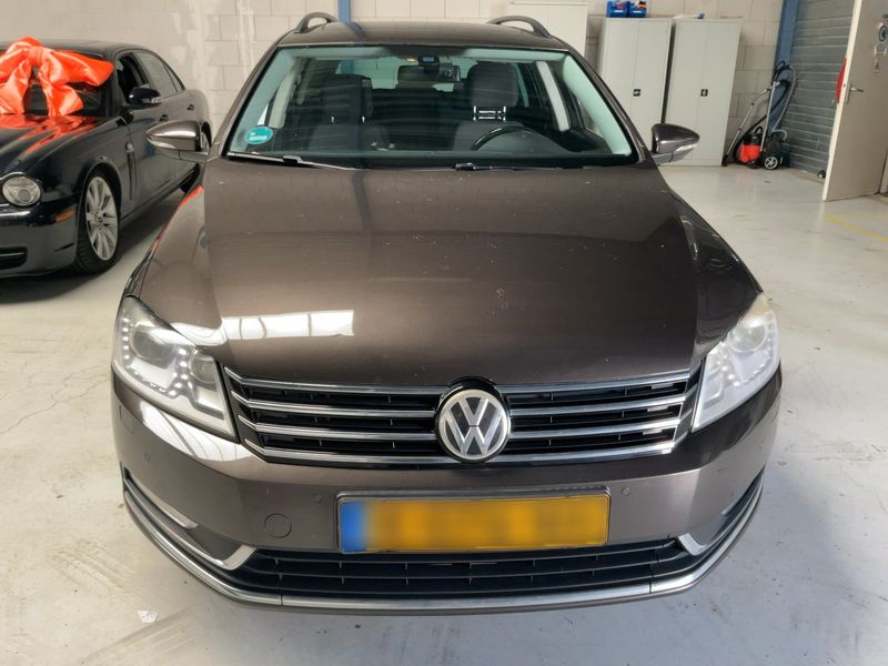 Volkswagen Passat 2.0 TDI Comfortline BlueMotion Tech 2012 – снимка 9