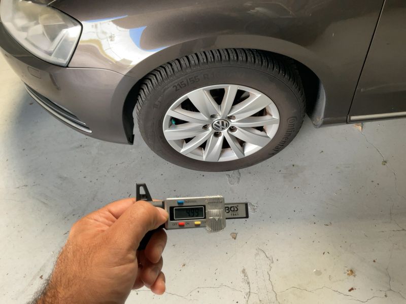 Volkswagen Passat 2.0 TDI Comfortline BlueMotion Tech 2012 – снимка 15