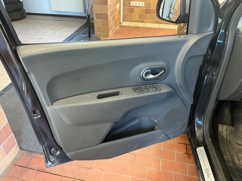 Dacia Lodgy 1.5 Blue dCi Stepway 2019 – снимка 26