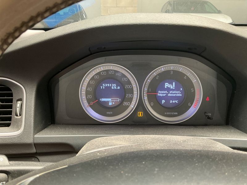 Volvo V60 2.0 D4 Summum 2011 – снимка 4