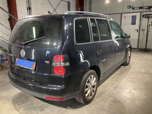 Volkswagen Touran 1.4 TSI Freestyle 2010 – снимка 2