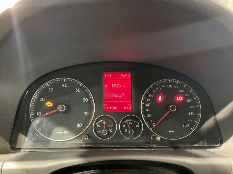 Volkswagen Touran 1.4 TSI Freestyle 2010 – снимка 4