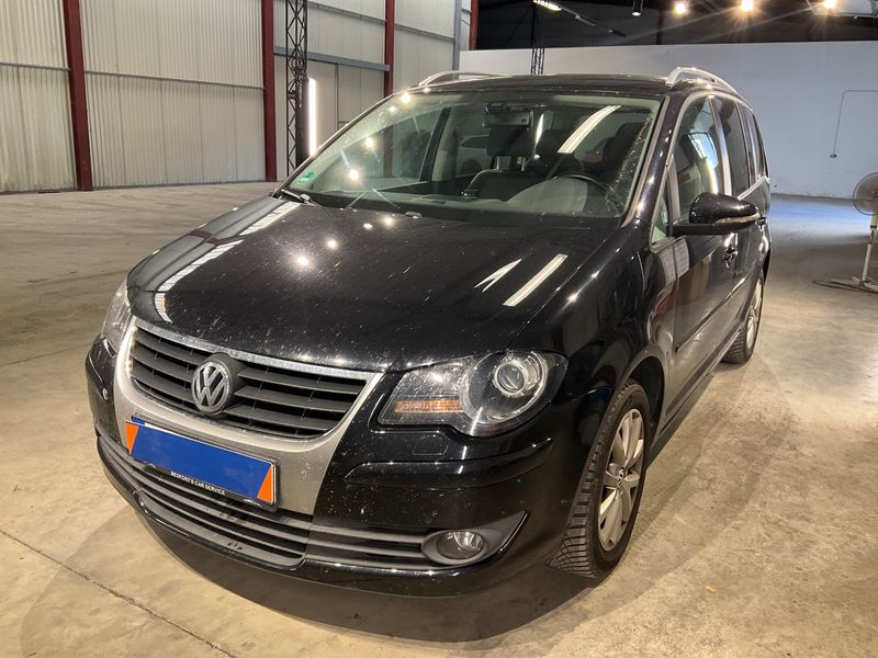 Volkswagen Touran 1.4 TSI Freestyle 2010 – снимка 1