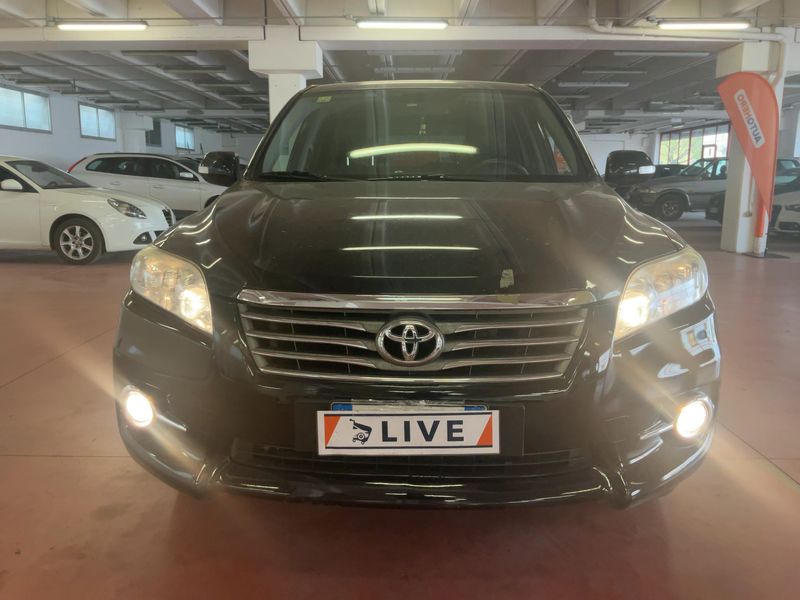 Toyota RAV 4 2.2 D-4D Crossover Exclusive 2011 – снимка 14