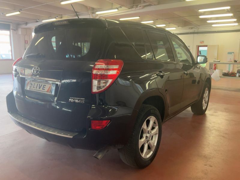 Toyota RAV 4 2.2 D-4D Crossover Exclusive 2011 – снимка 8